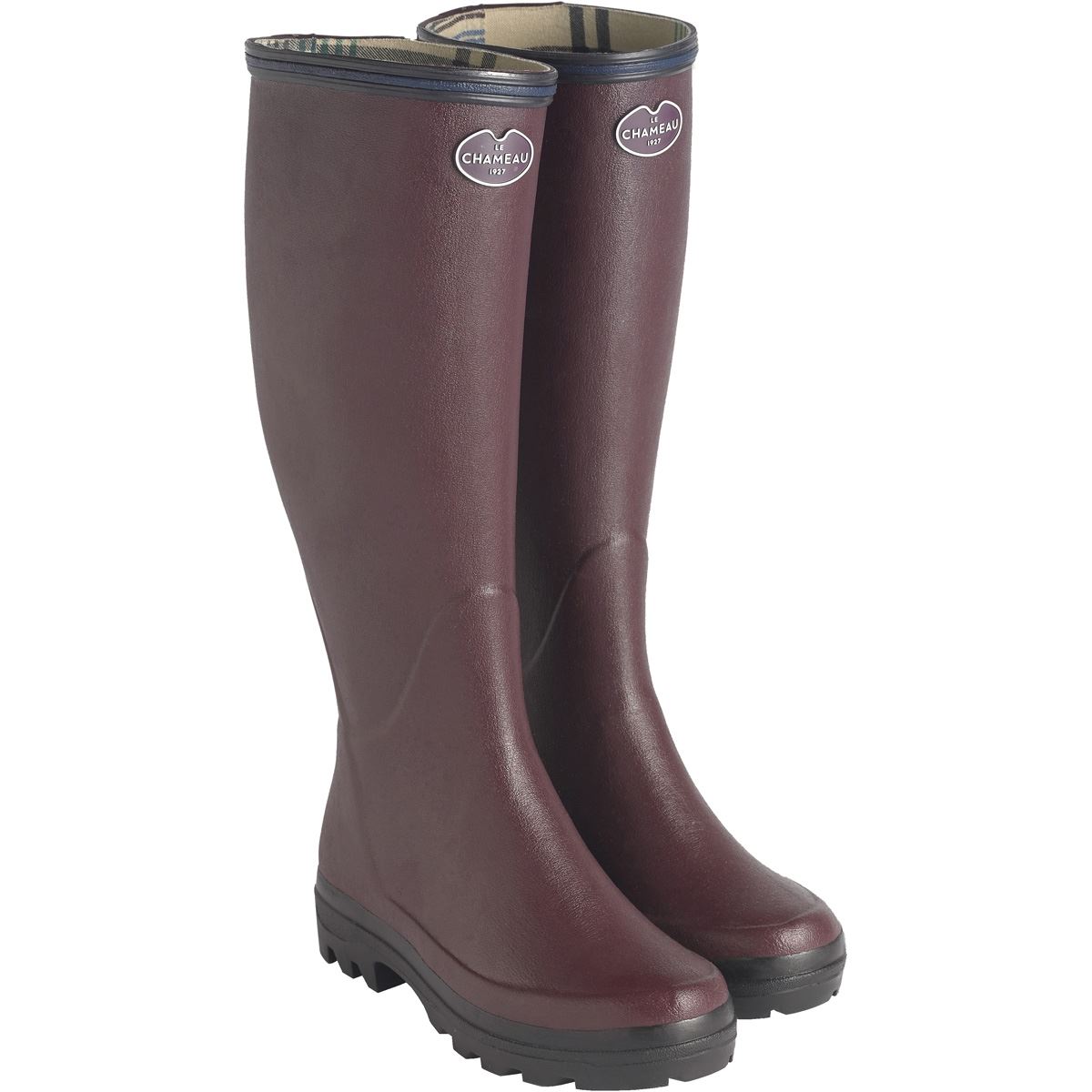 What's the weight of a size 8 Le Chameau Giverny Women's Wellington boot?