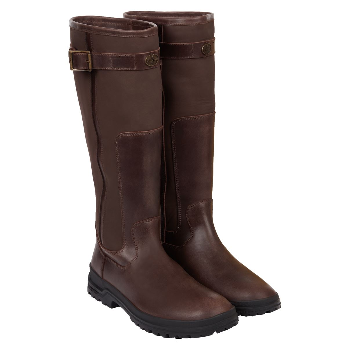 Is the Le Chameau Jameson boot wide fit water-resistant?