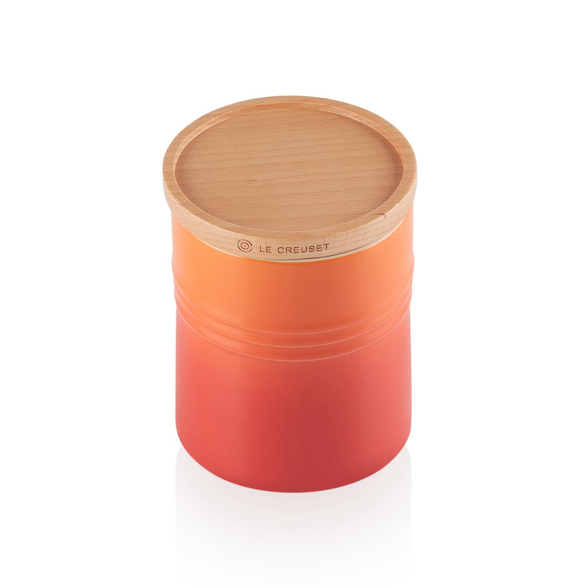 Can the le creuset storage jar be stacked?