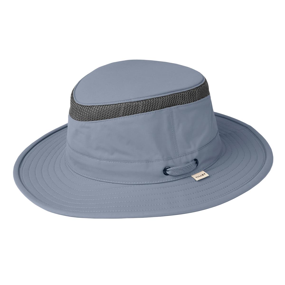 What is the hat design of Tilley LTM5 for proper fit?