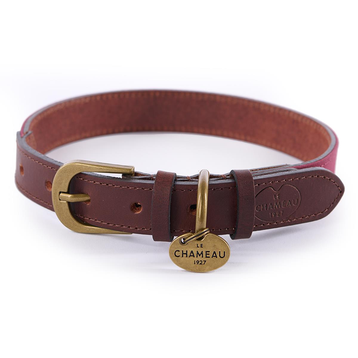 Does the specified length of Le Chameau Dog Collar represent its total or neck size?