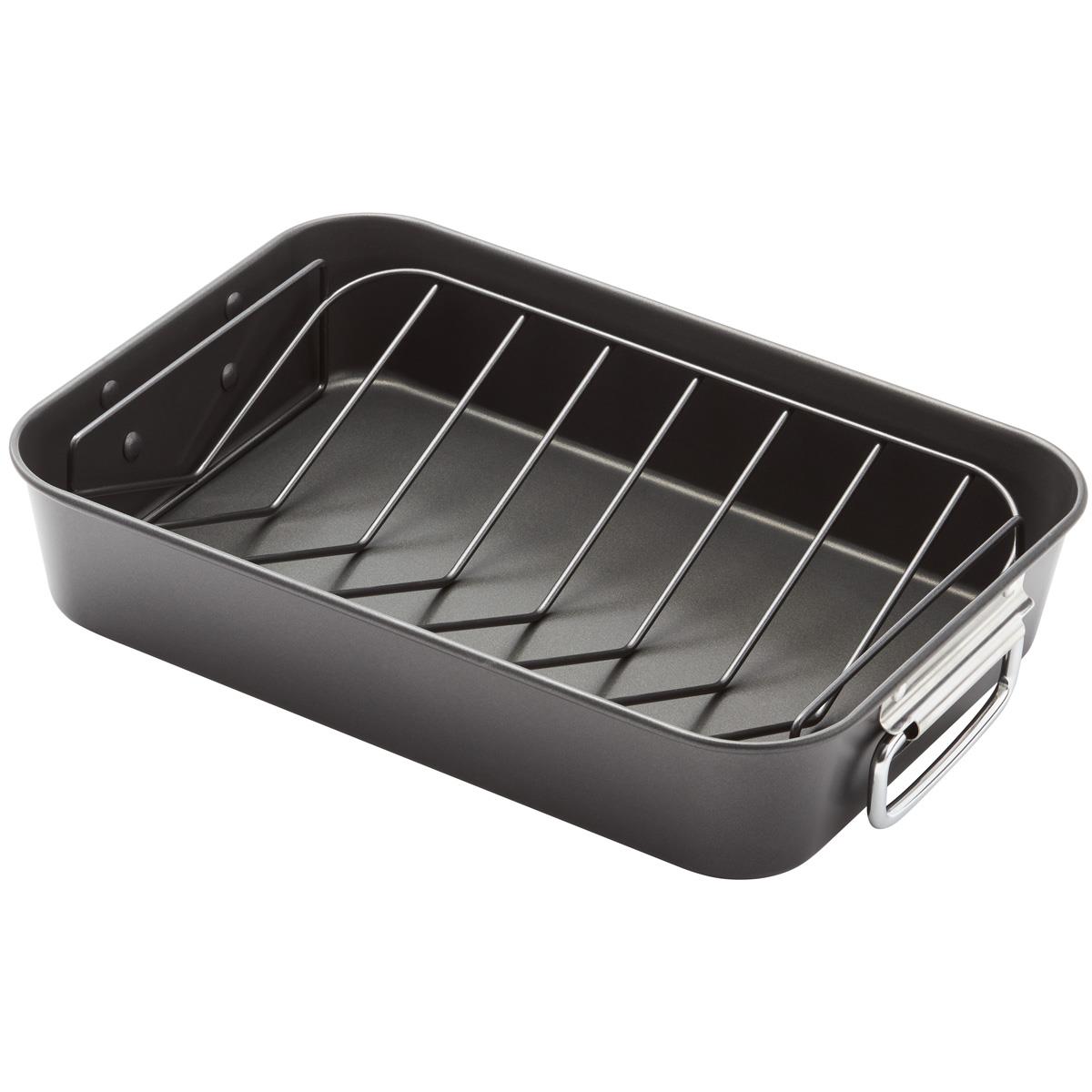 Are there any large rectangular roasting tins suitable for induction hobs?