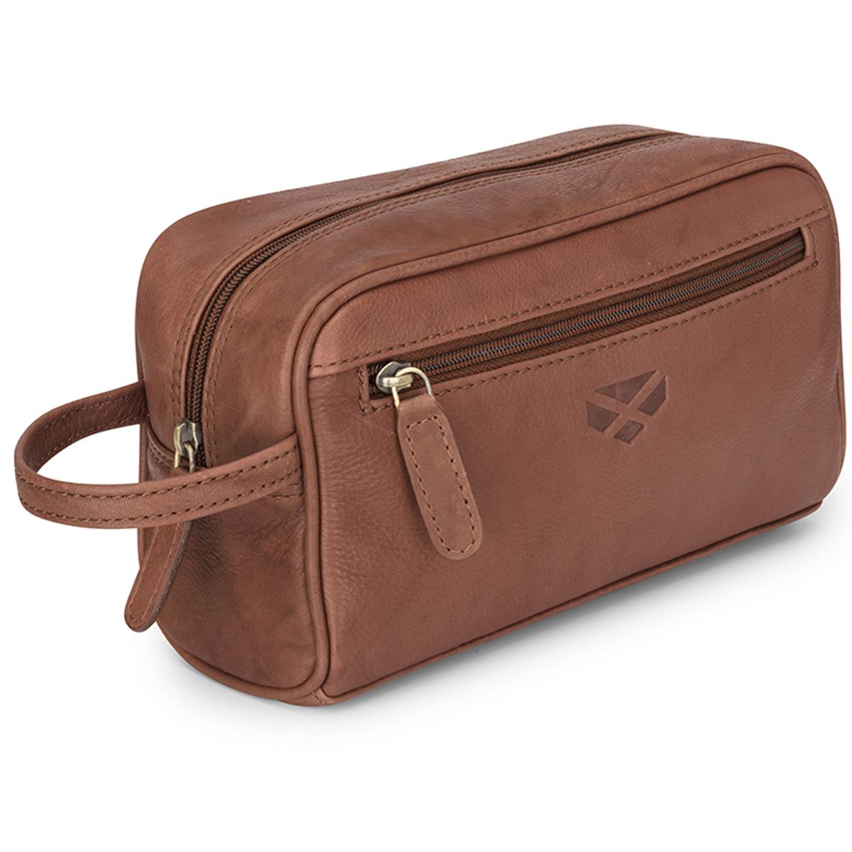 What's the overall size of the Monarch wash bag and does it have an inside pocket?